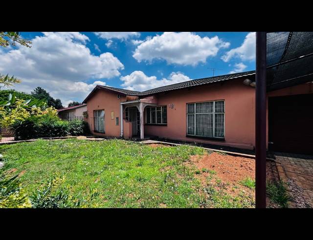 7 BEDROOM HOUSE FOR SALE IN VANDERBIJLPARK CW 2